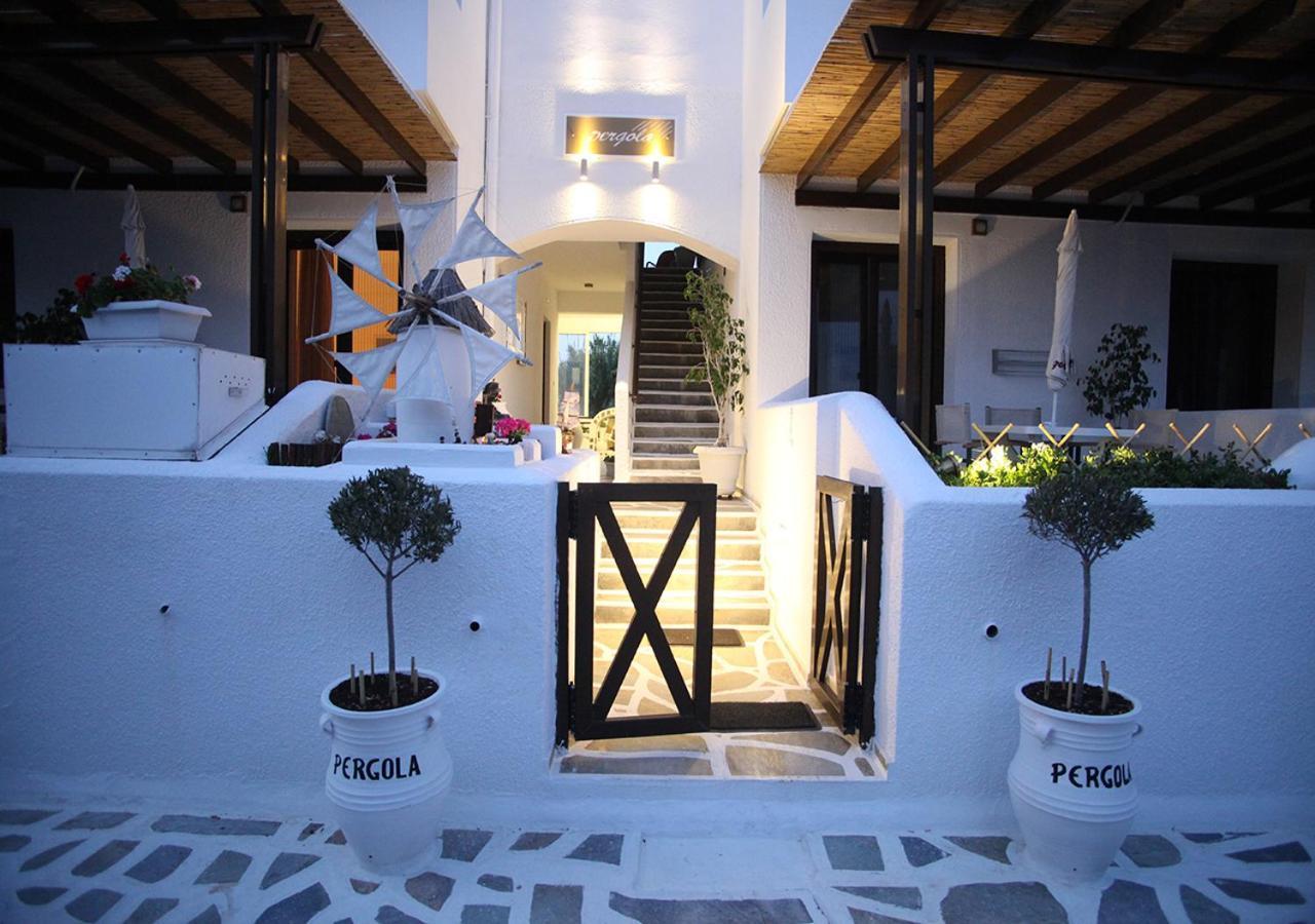 الشقق الفندقية Livadi في  Pergola المظهر الخارجي الصورة