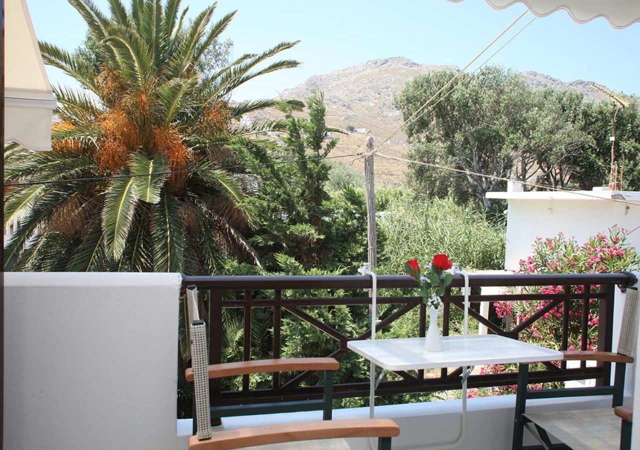 الشقق الفندقية Livadi في  Pergola المظهر الخارجي الصورة