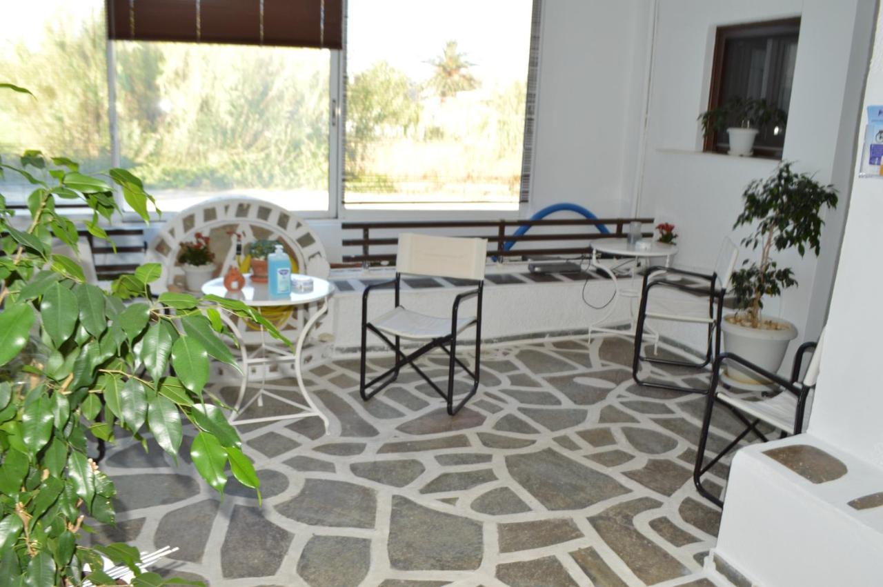 الشقق الفندقية Livadi في  Pergola المظهر الخارجي الصورة
