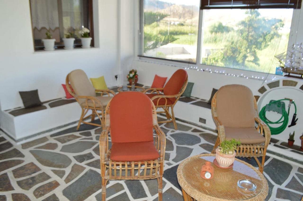 الشقق الفندقية Livadi في  Pergola المظهر الخارجي الصورة